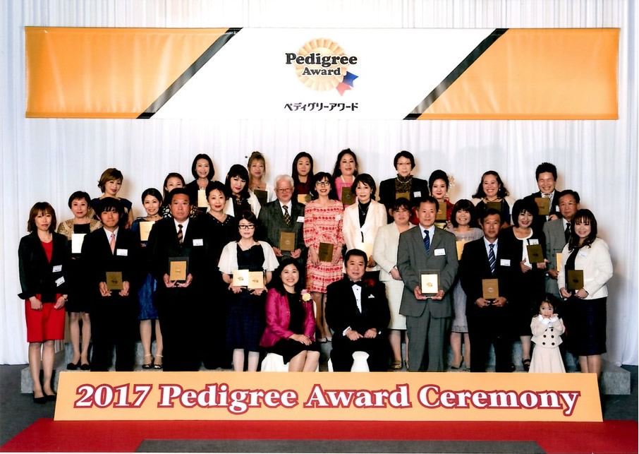 2017年 スムースコートチワワ ジャパンランキングNo.1 ペディグリーアワード受賞犬舎
